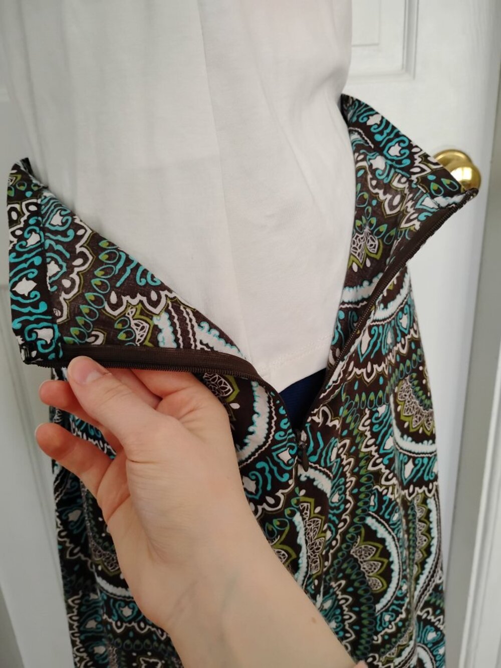 New York and Company Skirt Suit Set - Picture 4 of 14